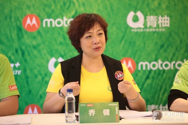 联想集团高级副总裁，移动业务集团中国区总裁--乔健