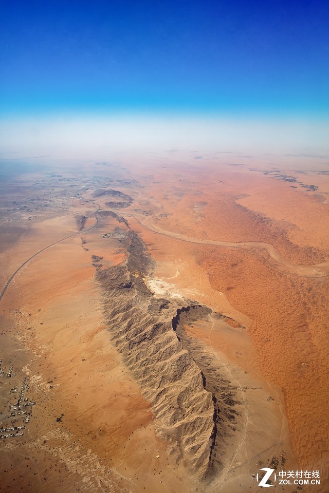 震撼上帝视角 如何在飞机上拍风光大片 