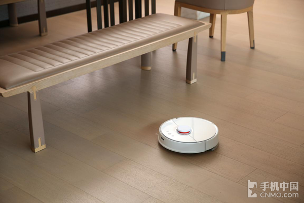 小米生态链发布石头扫地机器人 粉红的心 小米生态链发布石头扫地机器人 粉红的心