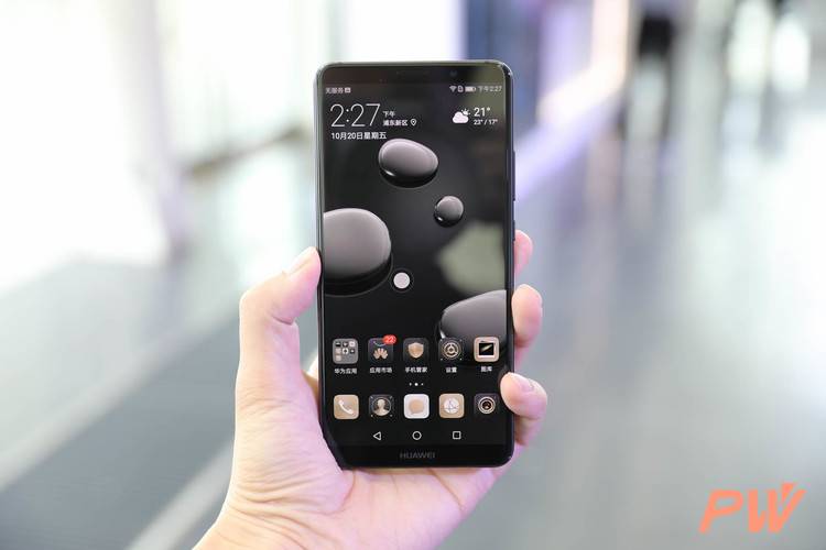 可是这 UI,依旧很中危。