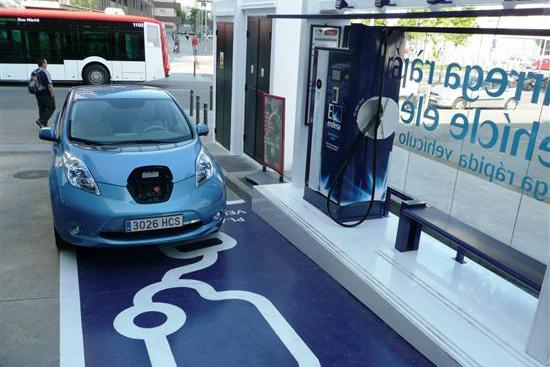 壳牌首推快速充电服务 半小时充满80%电量