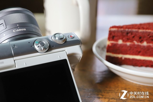 轻巧便携还有高颜值 佳能EOS M100评测 