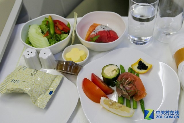 真的不安全？越南航空商务舱体验揭秘 