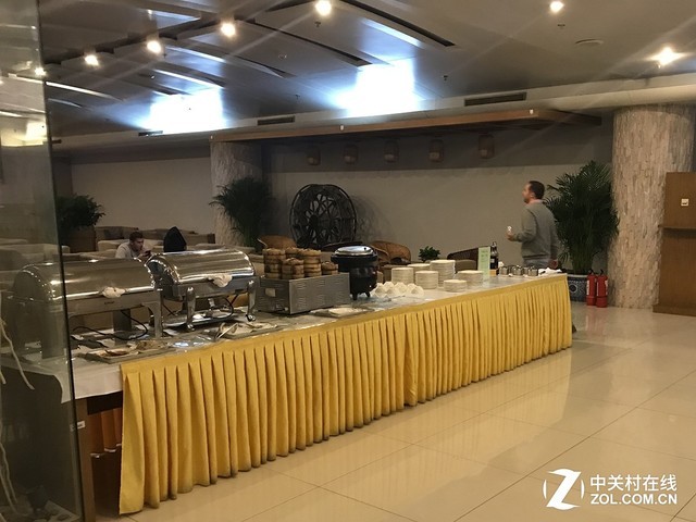 真的不安全？越南航空商务舱体验揭秘 