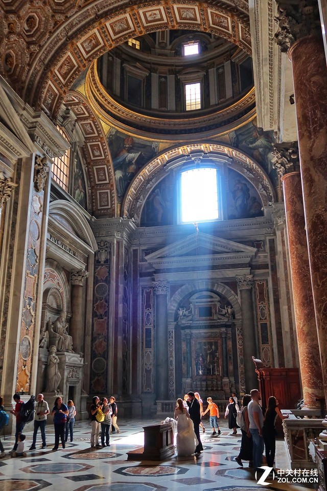 年轻人第一台口袋机 佳能G大战索尼黑卡