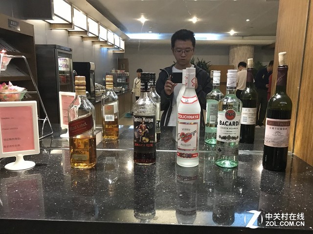 真的不安全？越南航空商务舱体验揭秘 