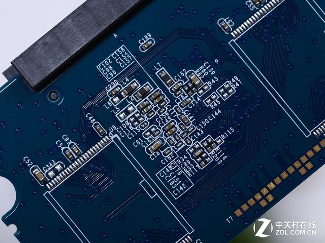 原厂3D NAND颗粒 影驰ONE 120GB SSD首测 