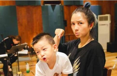 病还要被网友骂,也太惨了吧-自媒咖-每日爆文排