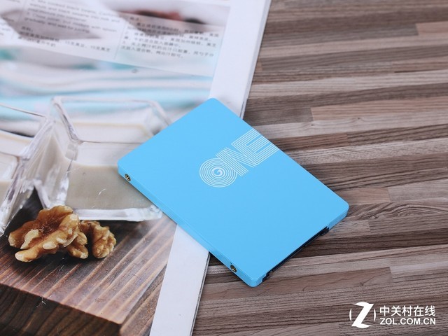 原厂3D NAND颗粒 影驰ONE 120GB SSD首测 