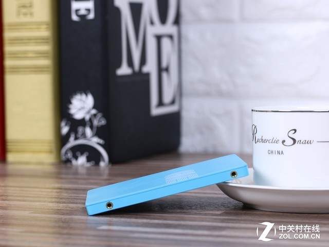 原厂3D NAND颗粒 影驰ONE 120GB SSD首测 