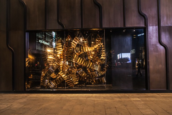 高伟刚作品《上升》亮相北京SKP×PQA艺术