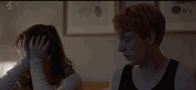 别幻想和机器人啪啪了！他们偷偷发明自己语言，还琢磨弄死我们，科学家吓尿了！