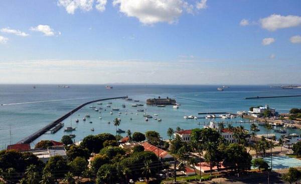 这两个奇葩国家,因为一场足球比赛爆发了战争