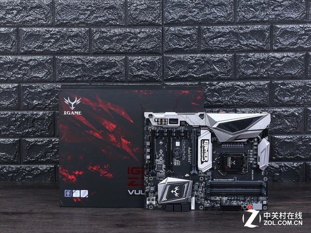 系列全新升级 iGame Z370 Vulcan X评测 