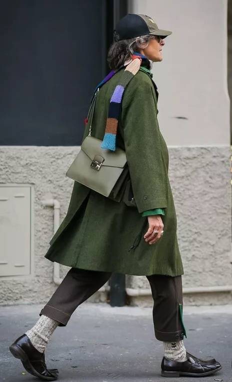 今年最火的原谅绿!居然也可以穿在身上?