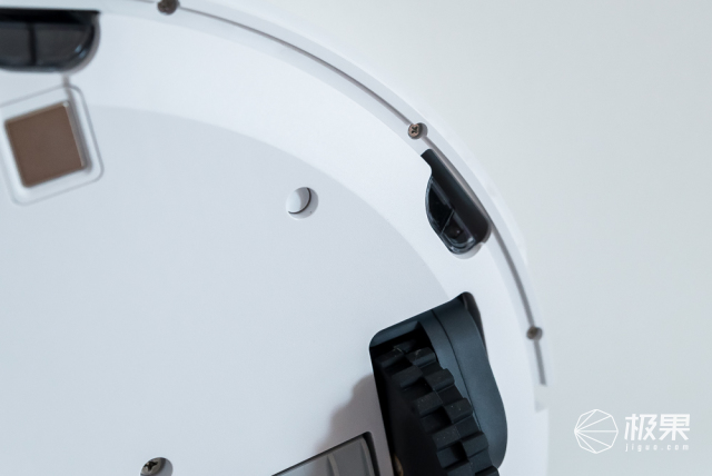 石头科技扫拖一体扫地机器人 石头科技扫拖一体扫地机器人