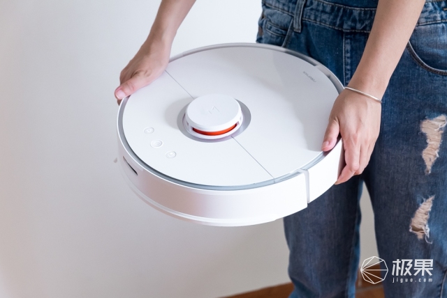 石头科技扫拖一体扫地机器人 石头科技扫拖一体扫地机器人