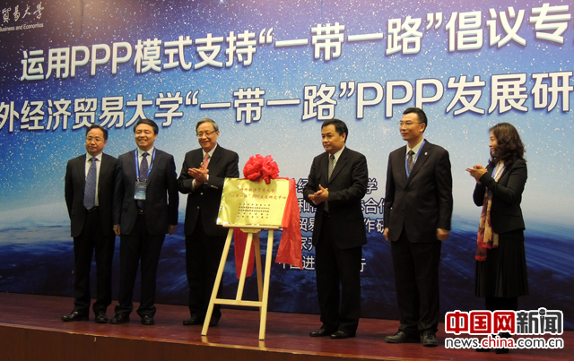 10月30日经济半小时_经济半小时 武汉房价创10年来最大跌幅 图(2)