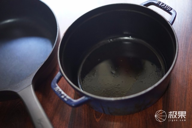 拉歌蒂尼（Lagostina）蓝钻系列28cm平底煎锅