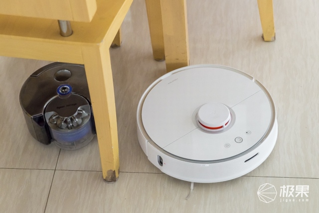 石头科技扫拖一体扫地机器人 石头科技扫拖一体扫地机器人