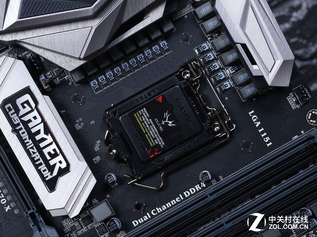 系列全新升级 iGame Z370 Vulcan X评测 