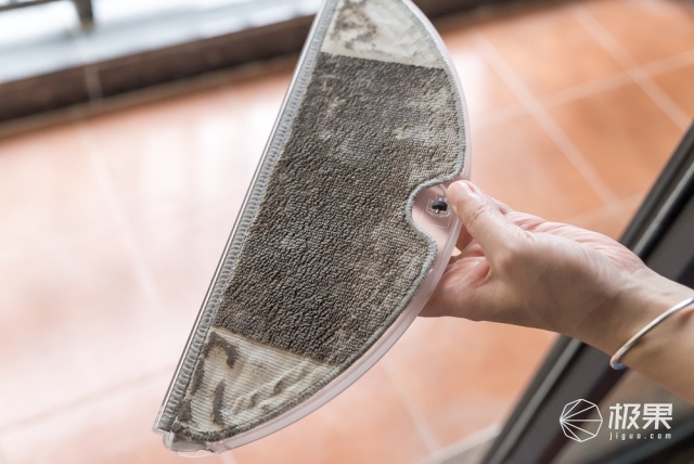 石头科技扫拖一体扫地机器人 石头科技扫拖一体扫地机器人