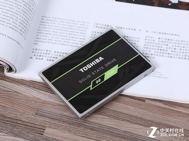 东芝TR200 960GB SSD
