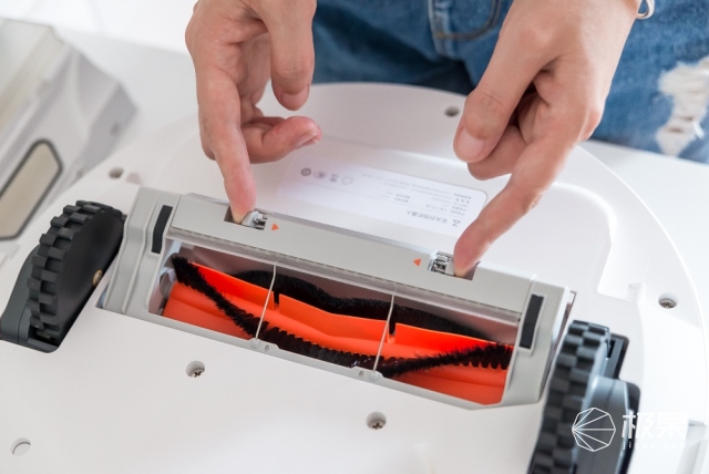 石头科技扫拖一体扫地机器人 石头科技扫拖一体扫地机器人