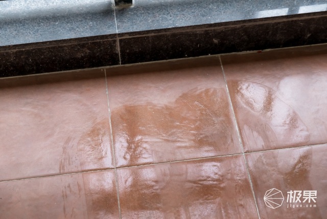 石头科技扫拖一体扫地机器人 石头科技扫拖一体扫地机器人