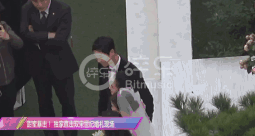 新闻客户端          在韩国最大搜索引擎 naver上,婚礼嘉宾章子怡热