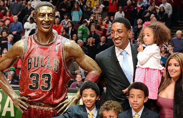 scottie-pippen-statue