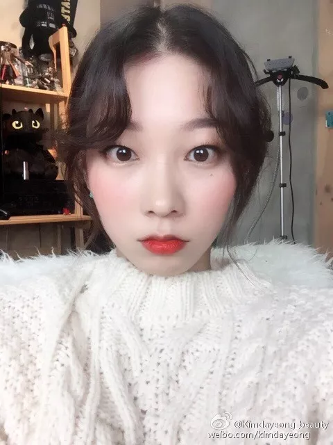 单眼皮的她撞脸金高银,挤进韩国网红榜top10就凭这双丹凤眼?