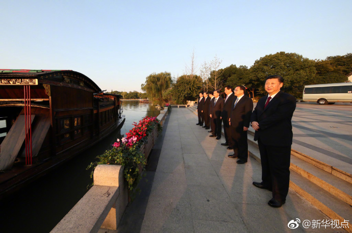 习近平等到浙江嘉兴瞻仰南湖红船|新闻动态-《对话中国品牌》栏目采编中心