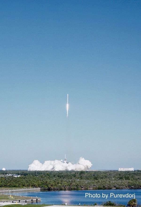 SpaceX第13次在肯尼迪航天中心成功回收猎鹰9号火箭