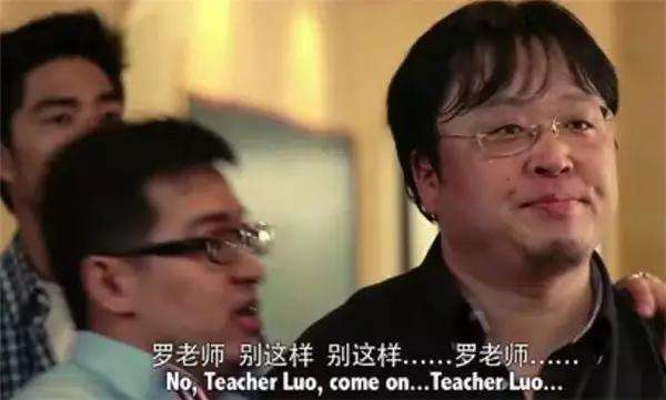 高科技 福特启动机器人臀部安全性测试 