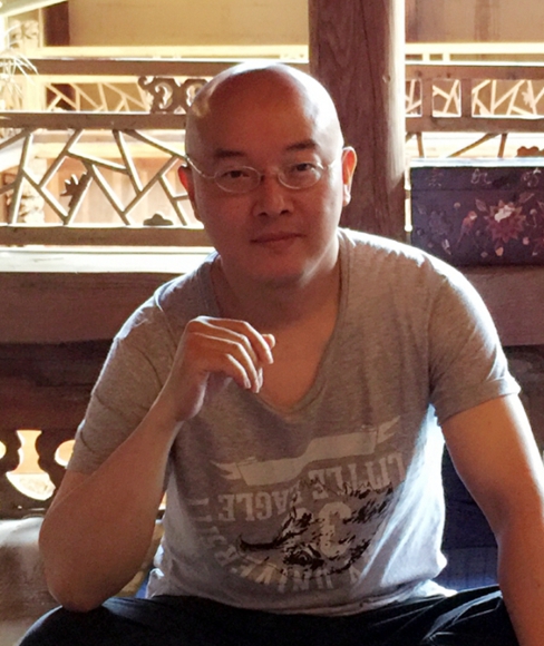 李 勇.jpg