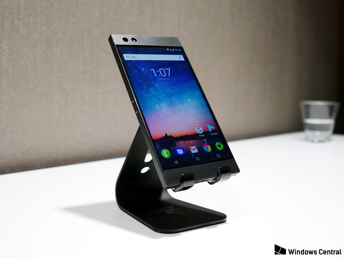 搭载 120Hz 高刷新率 2K 屏,雷蛇发布游戏旗舰