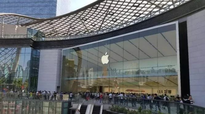 广州 iPhone X 开售实况：直营店门庭若市，黄牛笑逐颜开！