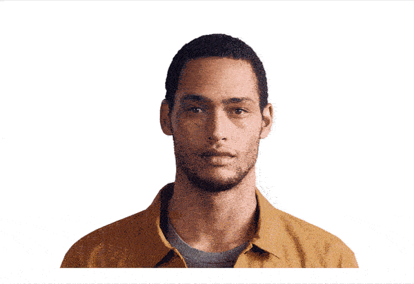 最后红外镜头会读取点阵图案,捕捉它的红外图像,然后将数据 iphonex