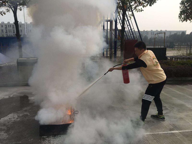 德阳市城市消防定向赛活动举行(图)