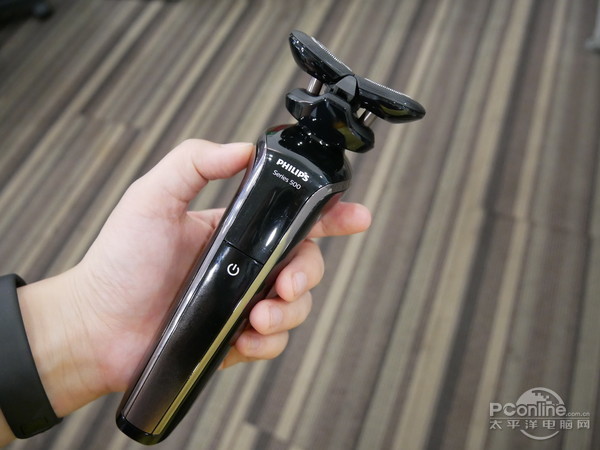 飞利浦剃须刀