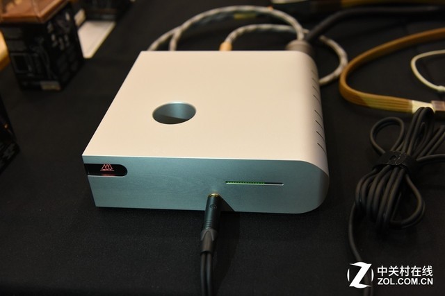 谷津Focal交相辉映 锦锋展厅星光熠熠