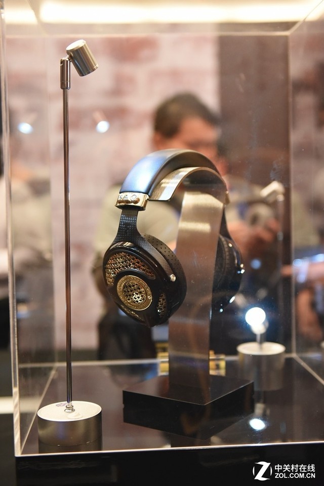 谷津Focal交相辉映 锦锋展厅星光熠熠