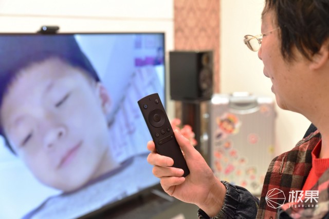 微鲸4K超高清液晶平板电视机