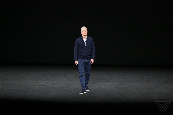 喜大普奔！苹果密谋三款新iPhone X：屏幕更大/便宜了