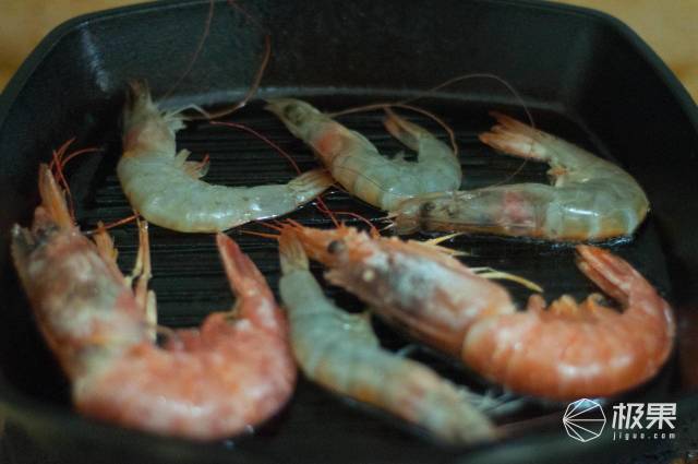 洛极(Lodge)美国进口铸铁牛排煎锅 洛极(Lodge)美国进口铸铁牛排煎锅