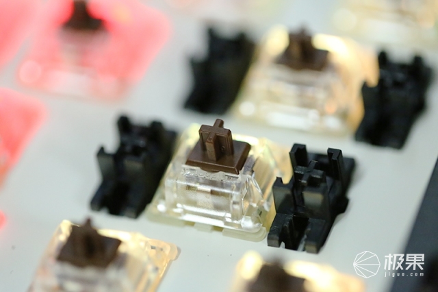 芝奇(G.SKILL)KM570背光机械键盘 芝奇(G.SKILL)KM570背光机械键盘