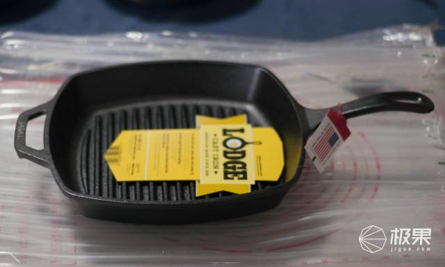 洛极(Lodge)美国进口铸铁牛排煎锅 洛极(Lodge)美国进口铸铁牛排煎锅