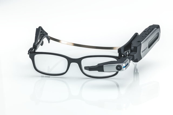 镜头做的不错的奥林巴斯，如今要推出智能眼镜