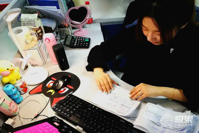 魅动6110金属蓝牙音箱